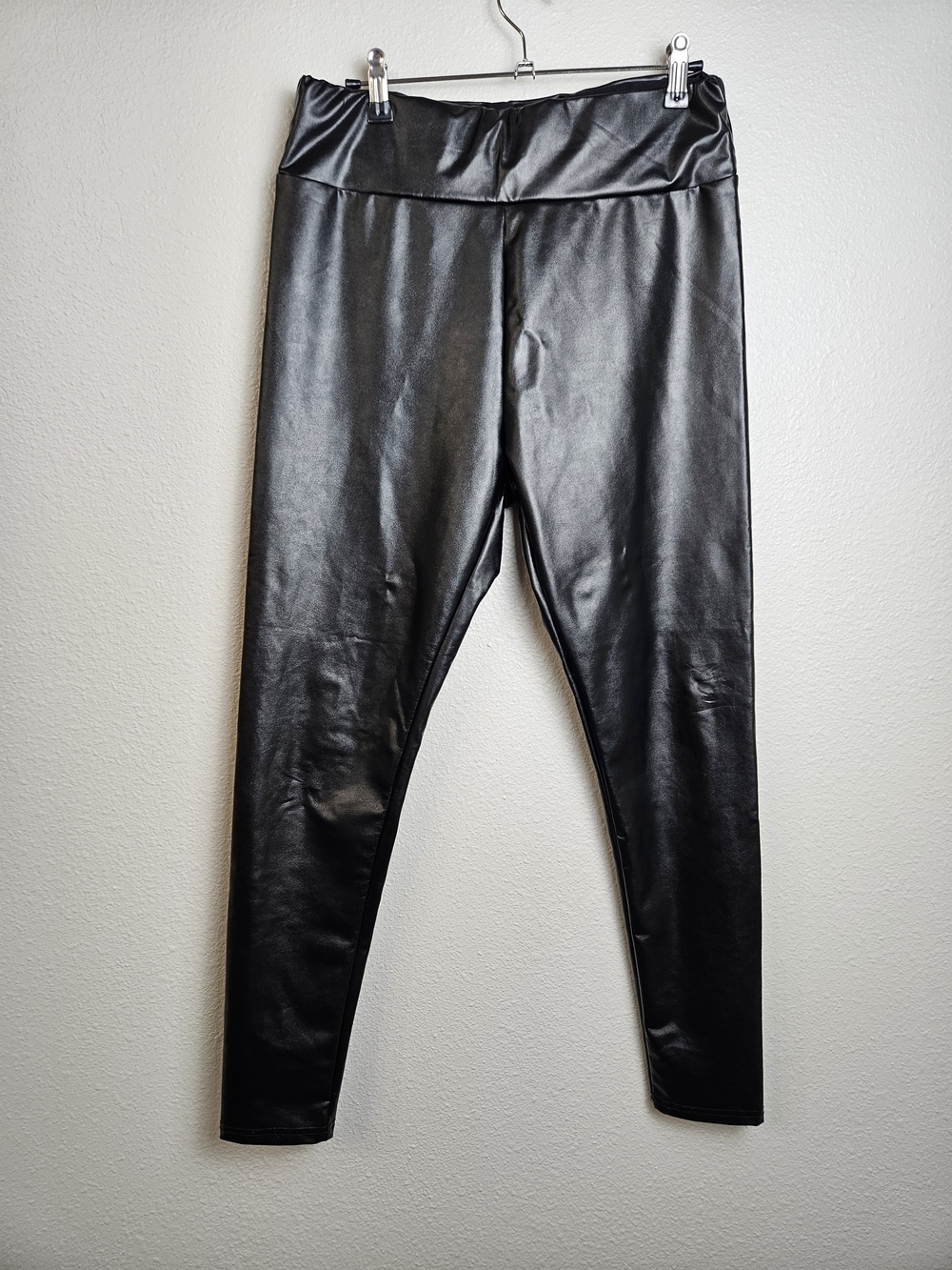Women's Black Faux Leather Leggings Size L